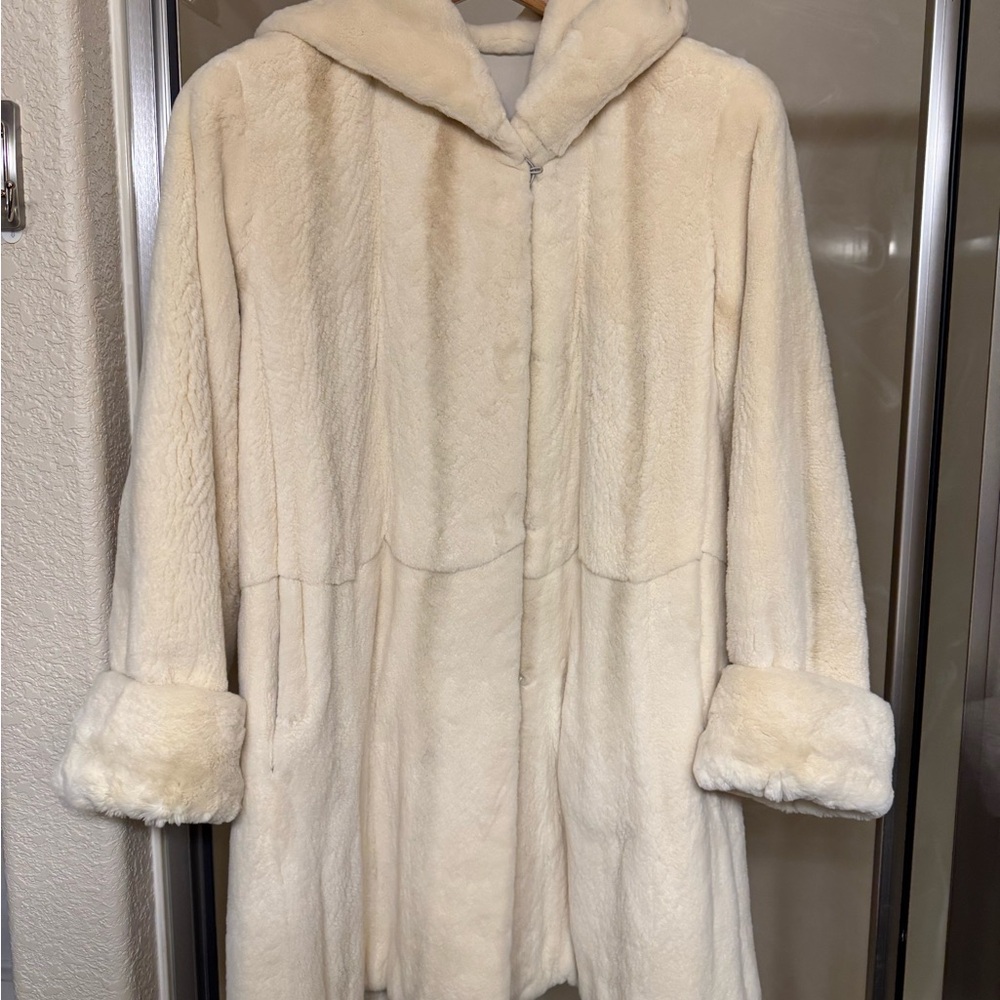 Mink Coat in Chic Cream